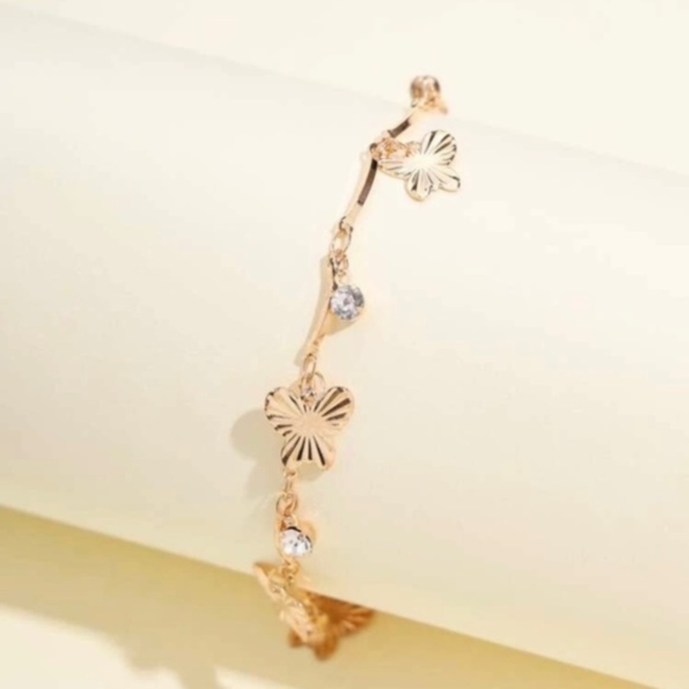 3/$30 💛 Butterfly Rhinestone Anklet - Picture 3 of 4